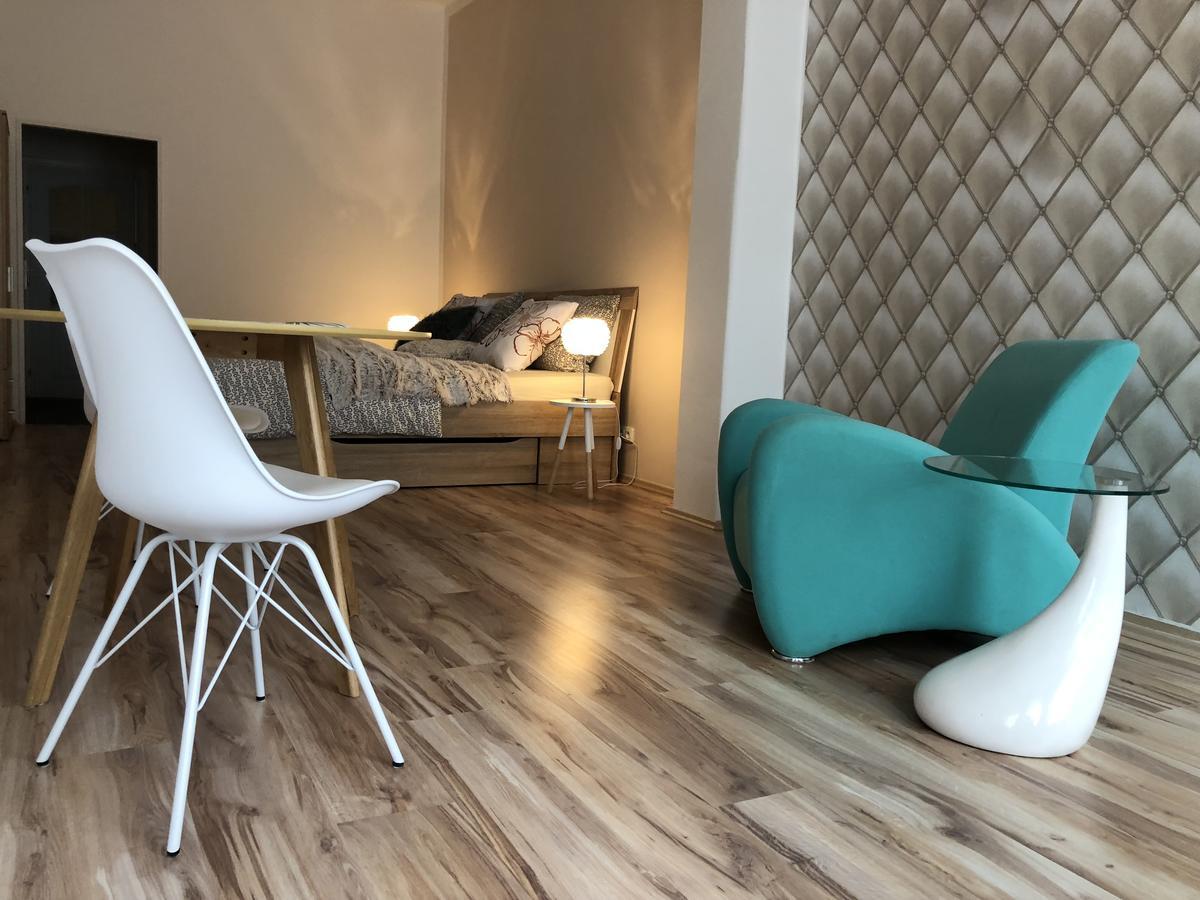 Apartmany Galeta การ์โลวีวารี ภายนอก รูปภาพ
